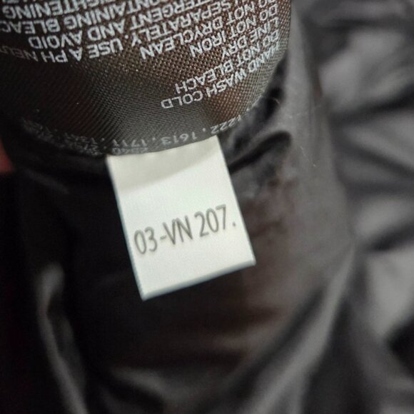 Uniqlo Ultra Light Womans Packable Down Jacket Black Size Large - Picture 11 of 11